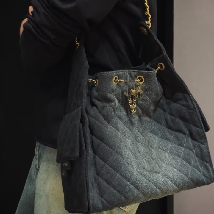 Jennie Hobo torba od Oxford tkanine, podstava od kanve, gradski minimalistički stil, zatvaranje šnuralom
