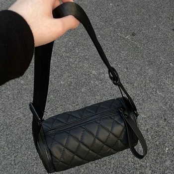 Cilindrična torba s dijamantnim uzorkom, od Oxford platna, otvor s poklopcem, naramenica ili crossbody, proljeće 2025