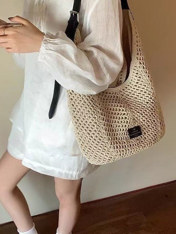 Gemashi Geantă din țesătură — formă orizontal pătrată, închidere magnetică, căptușeală din poliester, utilizare zilnică, Vara 2025