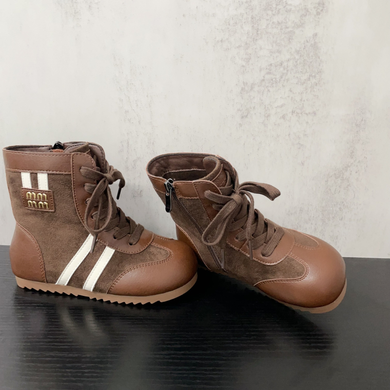 Gyerekeknek szóló középmagasságú csizma, felső része: Super Fiber, gumírozott talp, Velcro-zár, egyszínű mintázat