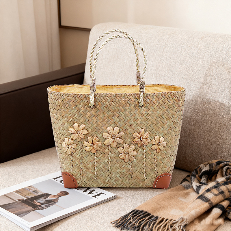 Szalma strand táska utazáshoz, függőleges négyzet alakú forma, cipzáras zseb és dokumentum zseb, nylon bélés