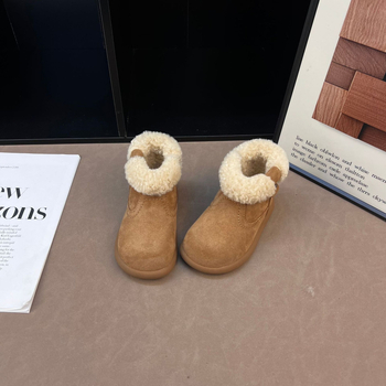 Lányok téli martens csizma nubuk velúrból, oldalsó cipzár, vastag melegtartó bélés, alacsony szár, gumírozott talp