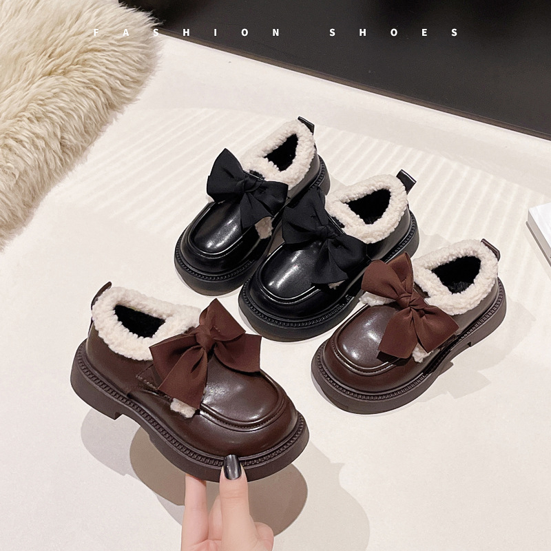 Lányoknak koreai stílusú műbőr csizma fleece béléssel, Velcro-zár, vastag gumitalp