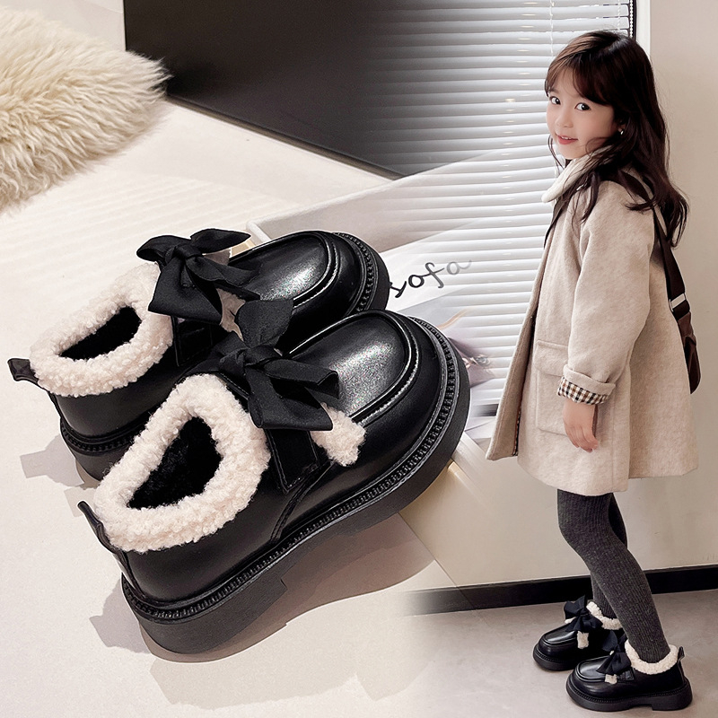 Lányoknak koreai stílusú műbőr csizma fleece béléssel, Velcro-zár, vastag gumitalp