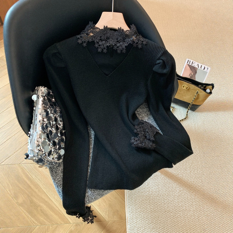 Koreai stílusú kötött felső csipkés patchworkkal, fél magas nyakú, hosszú ujjú, modell A9194