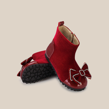 Hercegnő-stílusú divatcsizmák kislányoknak, oldalsó cipzárral, felső rész: szuperszál, belső bélés: műszőrme, talp: gumi