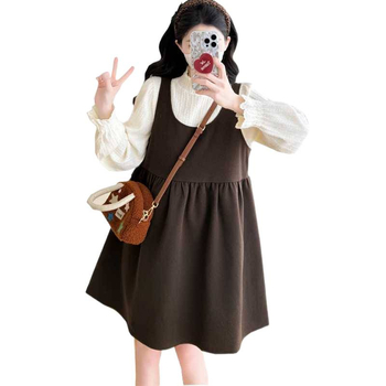 Kismama két részes szett: csipkés fodros felső, lotuslevel gallér, 3/4-es ujj, aszimmetrikus terhes szoknya, téli