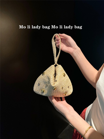 Geantă de paie pătrată, stil proaspăt și dulce, pentru utilizare zilnică, vara 2025