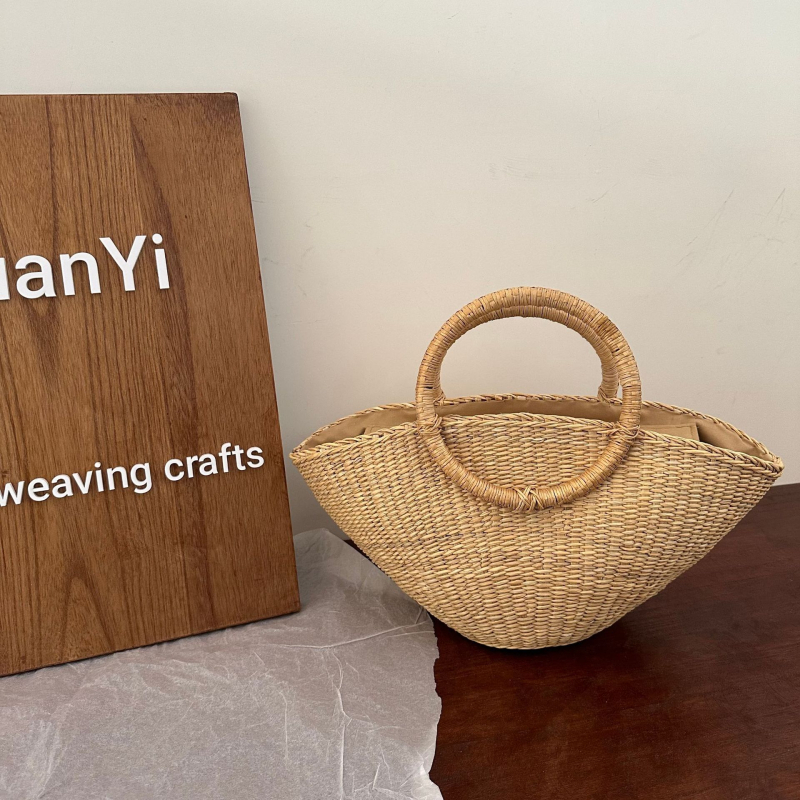 Tote torba od slame sa zatvaračem, platnena podstava, ovalni oblik, unutarnji džep za telefon