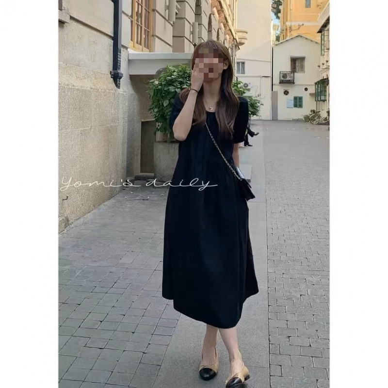 Nagy méretű kismama ruha kerek nyakkal, hosszú szabású, szabálytalan szoknya, poliészter, nyár 2025