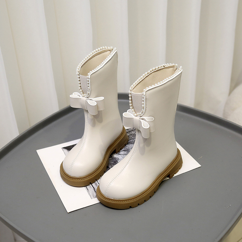 Dječje dječje modne čizme za zimu — gornji dio Ultrafilm koža; podstava od umjetne vune; potplat TPR; stražnji zatvarač; niski cilindrični dio