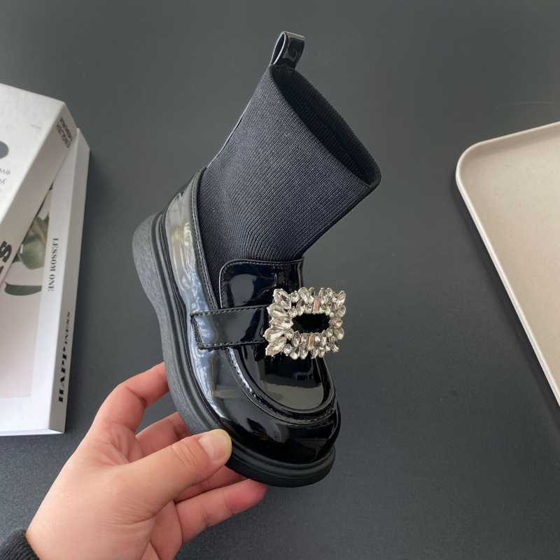 Dječje martinske čizme, niski kroj, gornji dio od mikrovlaknaste kože, gumena potplata, PU ulošak, pogodné za zimu, jesen i proljeće