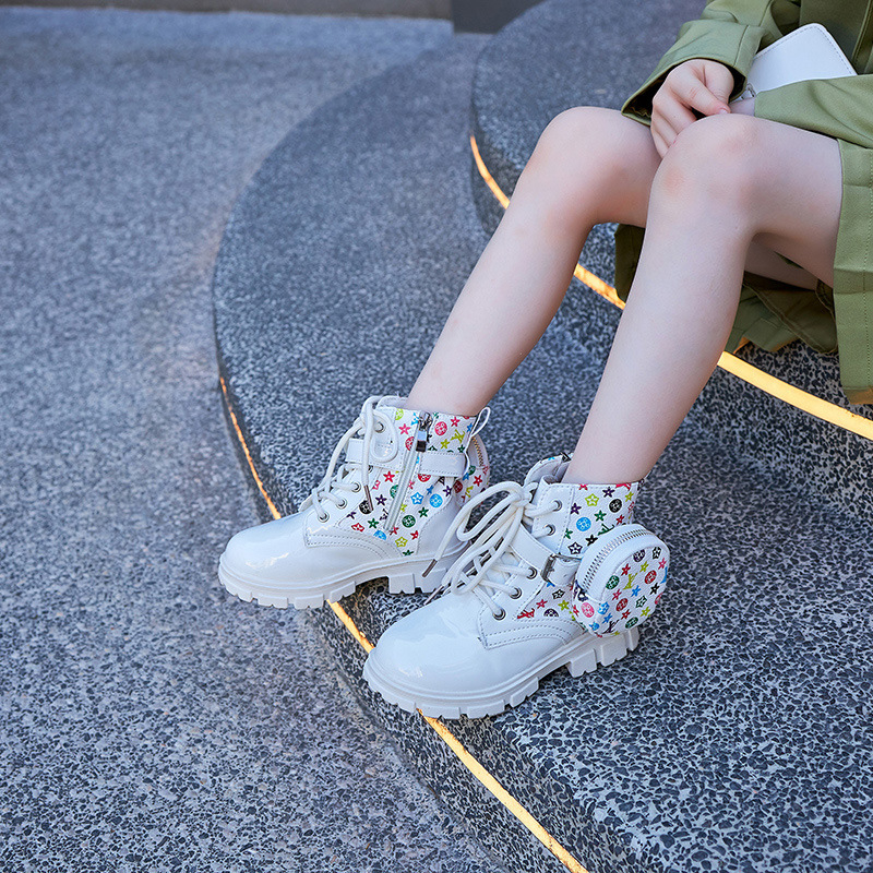 Lányoknak készült bakancs – Mikroszálas felsőrész, gumi talp, oldalsó cipzár, koreai stílus, PU talpbetét