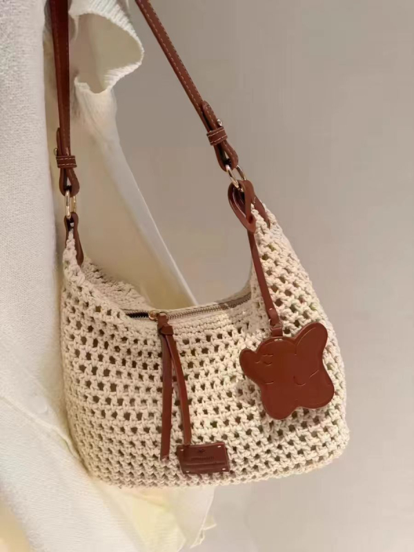 Unisex tote torba od slame, magnetsko zatvaranje, poliester podstava, brend 002, proljeće 2025