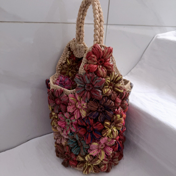 Raffia szalma bucket táska – Raffia anyag, bucket stílus, nyitott tetejű, dupla pánt