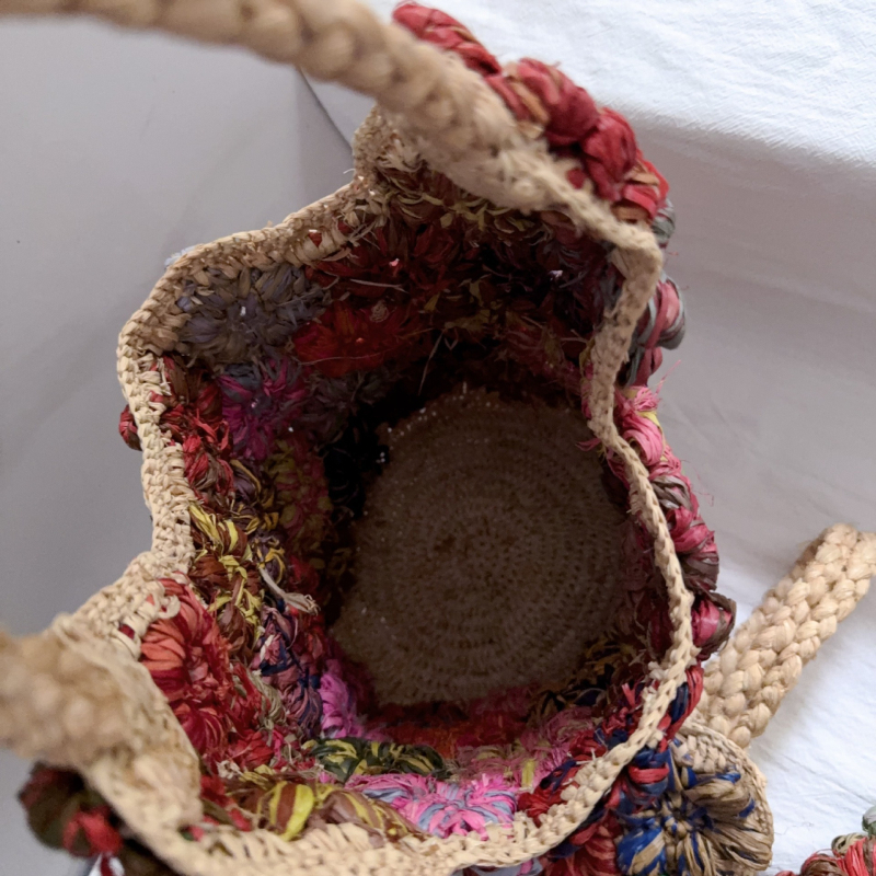 Raffia szalma bucket táska – Raffia anyag, bucket stílus, nyitott tetejű, dupla pánt