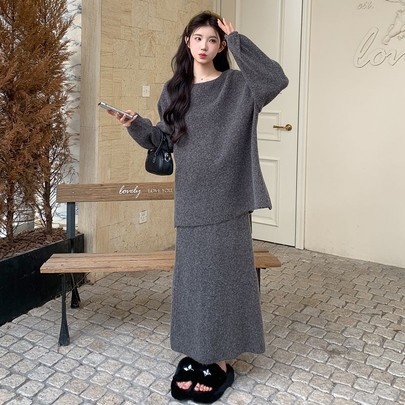 Kismama öltöny kötött pulóverrel és szoknyával, téli 2025, elegáns mindennapi munkába járáshoz, hosszú ujjú