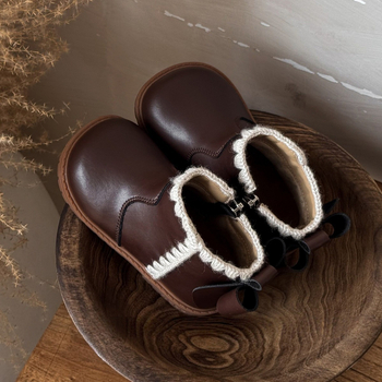 Lányoknak szóló Martin csizma télre, középmagas szár, belső műszőrme bélés, oldalsó cipzár, gumírozott talp