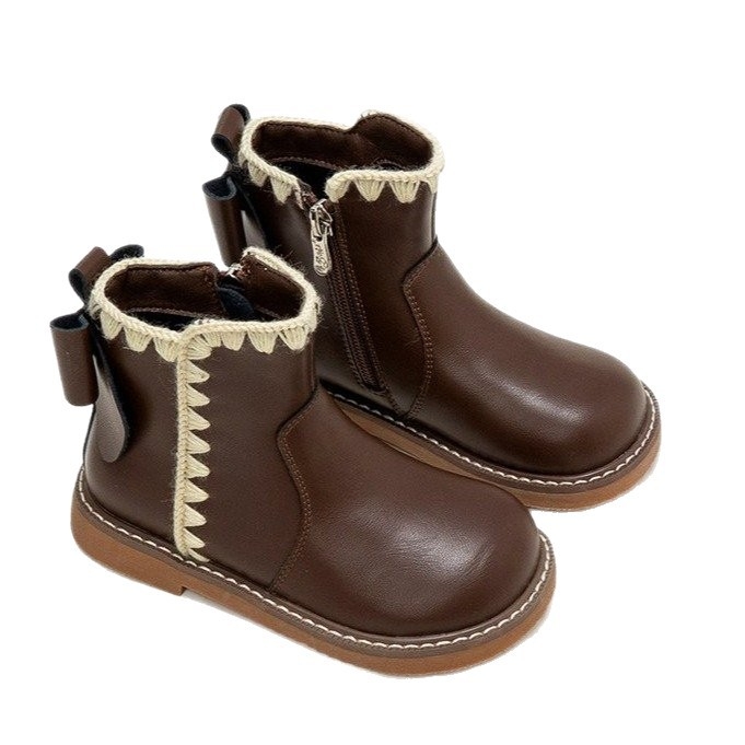 Lányoknak szóló Martin csizma télre, középmagas szár, belső műszőrme bélés, oldalsó cipzár, gumírozott talp