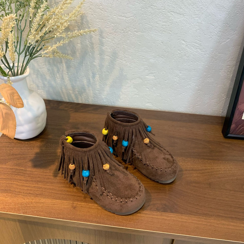 Dječje čizme s resicama, gornji dio od sintetičkog vlakna, gumeni potplat, stražnji zatvarač, srednja visina čizme