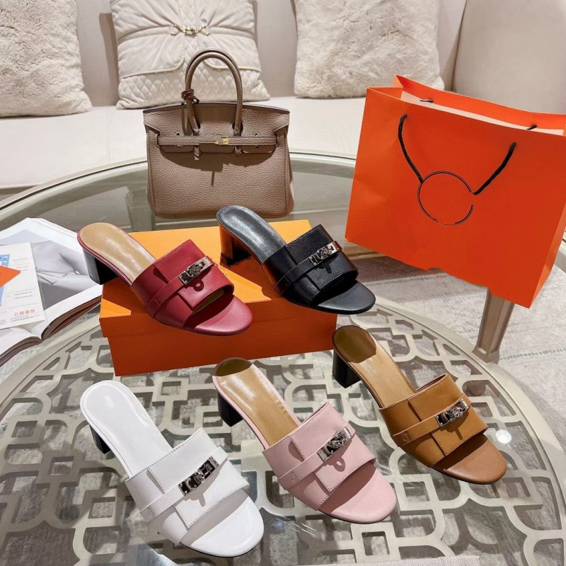 Női cipő borjúbőrből, hegyes orrú, belső báránybőrből, bőr talp, egyszerű stílus