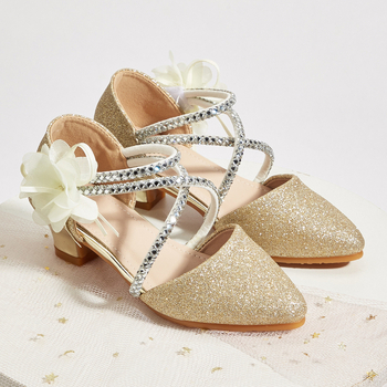 Dječje sandale s otvorenim uzorkom – princes stil, oštar vrh, gornji dio od mikrovlakana kože, Velcro zatvarač, debeli potplat