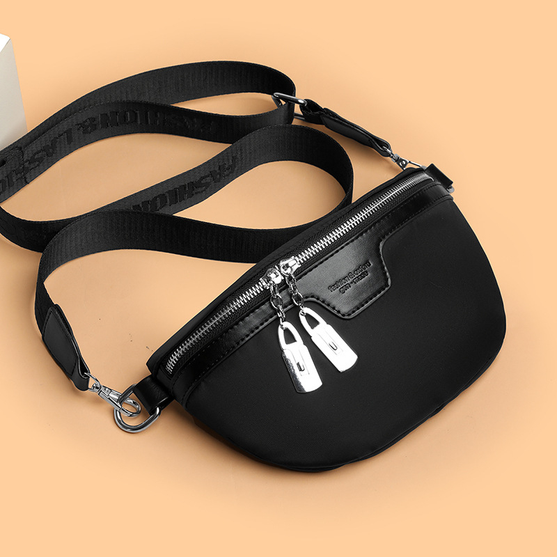 Crossbody torbica u gradskom stilu, srcolikog oblika, Oxford platno, zatvaranje zipom, skriveni džep sa zipom