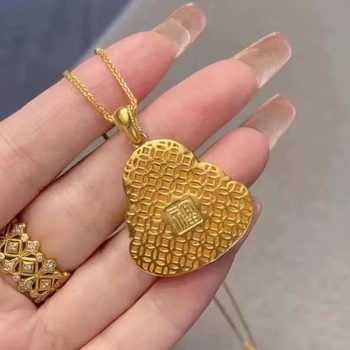 Colier din cupru cu placare reală cu aur — pandantiv geometric în stil chinezesc, lanț Chopard.