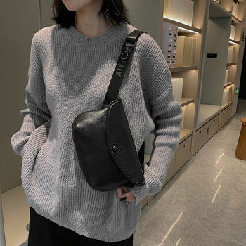 Ženska torbica od prave kože, minimalistički dizajn preko ramena, vrhunska kravlja koža, zatvaranje poklopcem, unutarnji džepovi sa zipom i džep za telefon, trodimenzionalan vanjski oblik