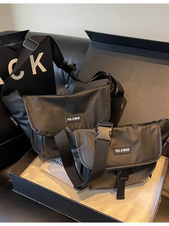 Найлонова чанта за рамо/кръстосана чанта с dumpling-type форма, цип и скрит джоб