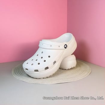 Női Cloud papucs EVA talppal, vastag talp 3 cm+, felső EVA, belső magasságnövelés 4–5 cm, légáteresztő és csúszásmentes