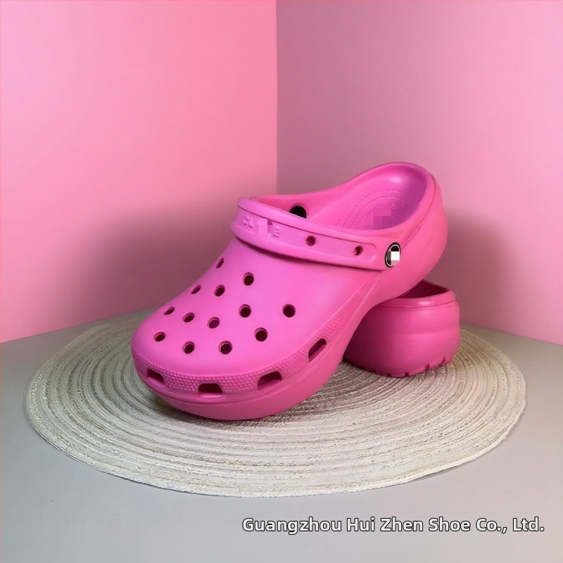 Női Cloud papucs EVA talppal, vastag talp 3 cm+, felső EVA, belső magasságnövelés 4–5 cm, légáteresztő és csúszásmentes