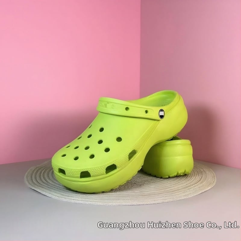 Női Cloud papucs EVA talppal, vastag talp 3 cm+, felső EVA, belső magasságnövelés 4–5 cm, légáteresztő és csúszásmentes