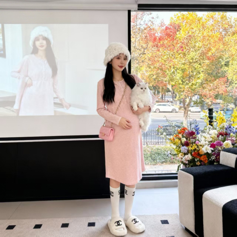 Φόρεμα μητρότητας από βαμβάκι με κουμπιά μπροστά, στρογγυλή λαιμόκοψη, μακριά μανίκια, φαρδύ σιλουέτα, μακρύ μήκος