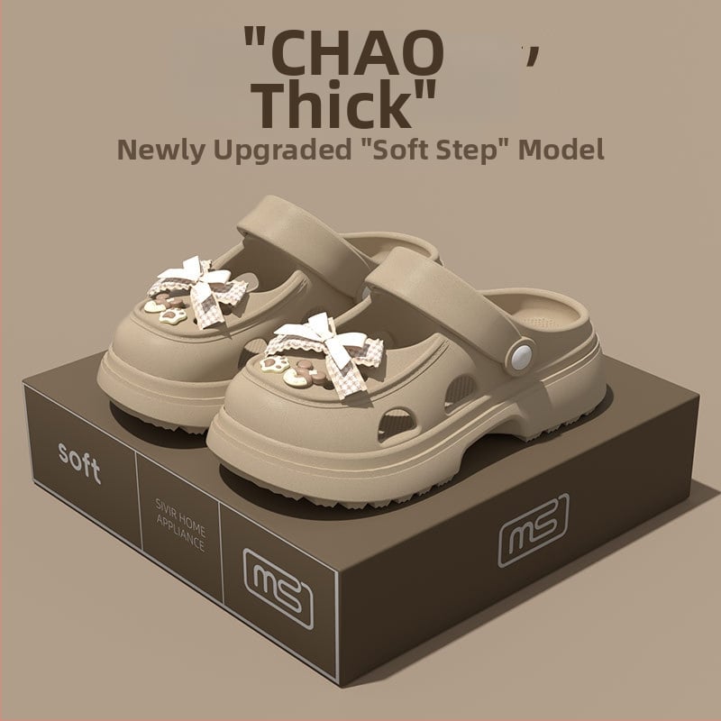 Női EVA perforált szandálok, körülbelül 8 cm vastag talppal, lélegzőek, növelik a magasságot, EVA felsőrész, injektált talp