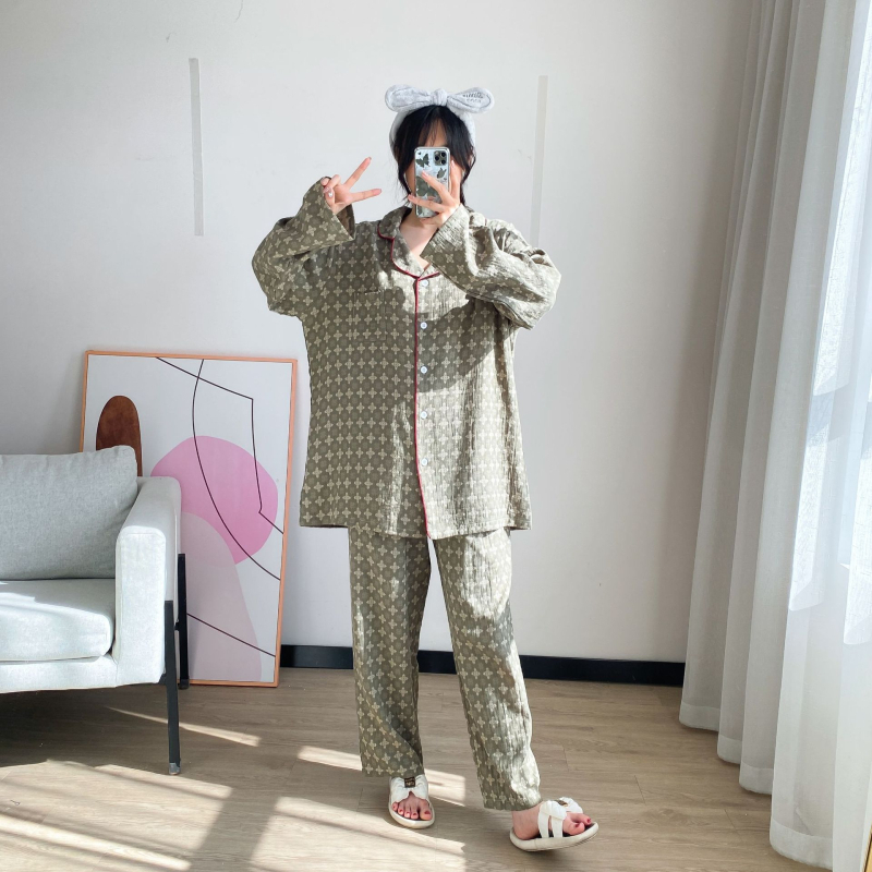 Комплект пижами от чист памук: кардиган с яка, топ с дълги ръкави и панталони; лека, дишаща домашна облекло