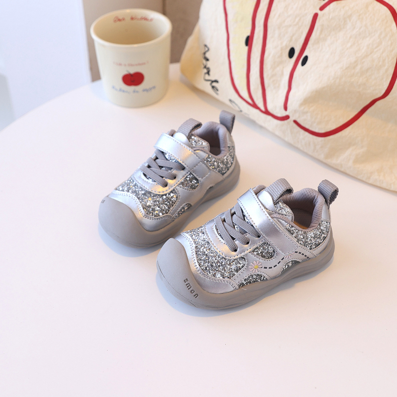 Детски спортни обувки за момичета — есен 2025, велкро закопчаване, микрофибърна горна част, гумена подметка, устойчиви на износване