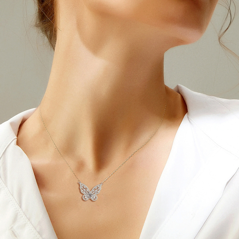 Colier cu pandantiv în formă de fundă din argint 925, lungime 41–50 cm, lanț în formă de O