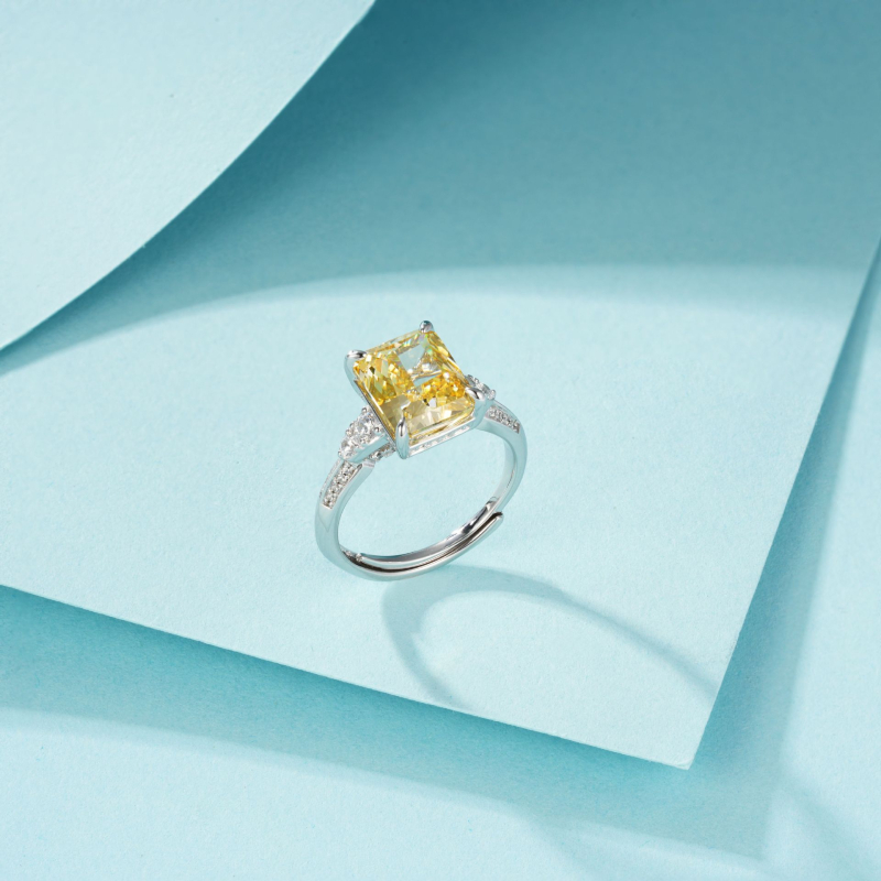 Zhou Hengfu Jewelry prsten od 925 srebra, kvadratnog geometrijskog oblika, premaz pravim zlatom, čarobni stil