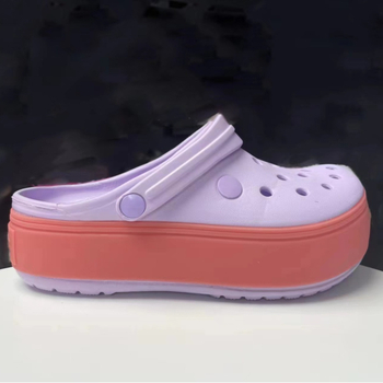 Női lyukacsos cipő – Vastag talp a magasságért, csúszásmentes, könnyű és légáteresztő strandcipő