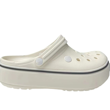 Női lyukacsos cipő – Vastag talp a magasságért, csúszásmentes, könnyű és légáteresztő strandcipő