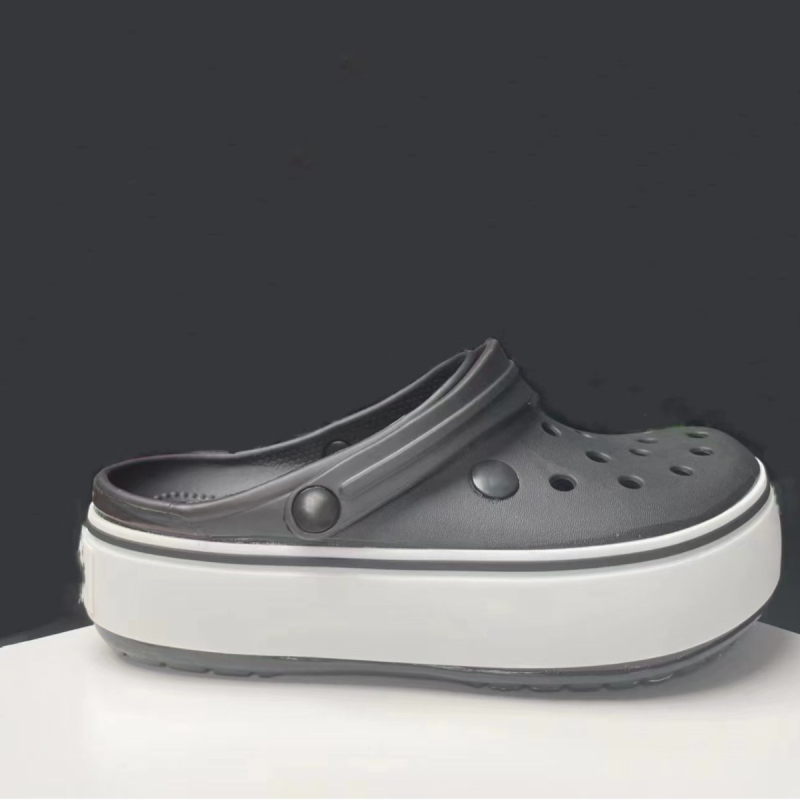 Női lyukacsos cipő – Vastag talp a magasságért, csúszásmentes, könnyű és légáteresztő strandcipő