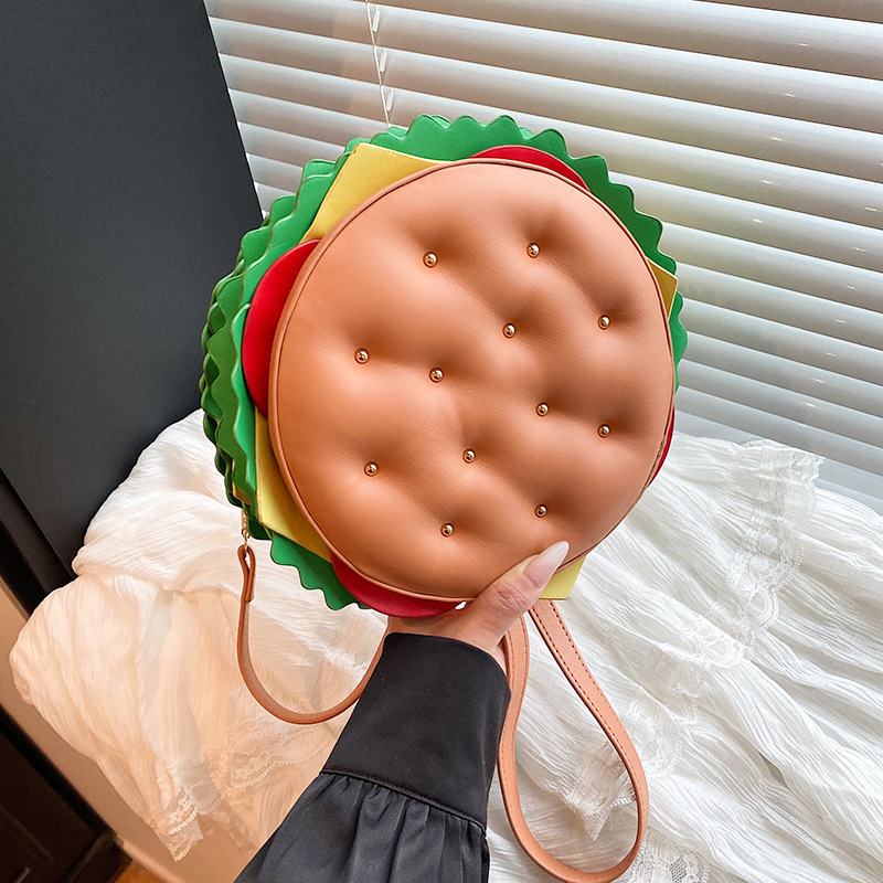 Ženska crossbody torba, PU materijal, zatvarač, poliester-pamuk podstava, unutarnji džepovi za telefon i dokumente