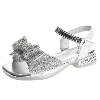 Sandale pentru fetițe cu toc înalt, funda și ornamente din cristale, design respirabil, partea superioară decupată, talpă din cauciuc natural, vopsire manuală