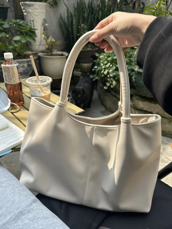 Geantă Tote pentru femei, stil urban minimalist, material PU, vară 2023, formă orizontal pătrată, buzunar interior cu fermoar și buzunar pentru telefon