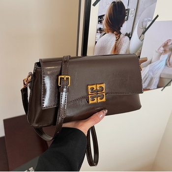 Ženska crossbody torbica, horizontalni kvadratni oblik, PU materijal, zatvaranje na poklopac, džep za mobitel, jedna naramenica, gradski minimalistički stil, svakodnevna upotreba