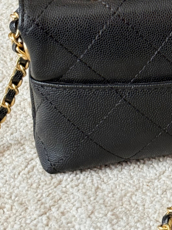 Geantă din piele de vacă cu quilt — geantă de umăr în stil urban minimalist, închidere cu capac, buzunar intern cu fermoar, curea simplă