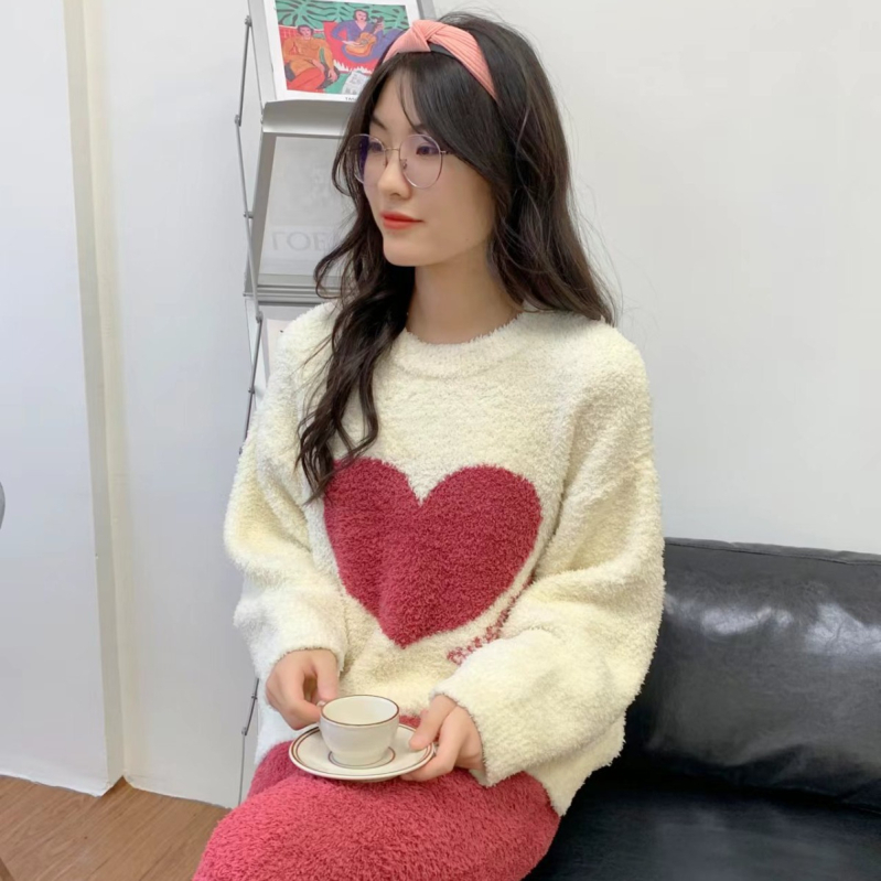 Set de pijamale din Coral Fleece – gros pentru iarnă, Bluza cu guler rotund și mâneci lungi, pantaloni, 90–95% poliester