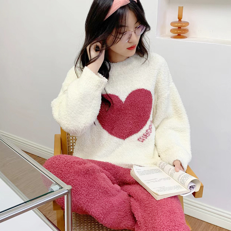 Set de pijamale din Coral Fleece – gros pentru iarnă, Bluza cu guler rotund și mâneci lungi, pantaloni, 90–95% poliester