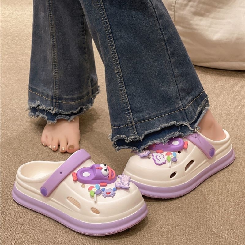 Női Crocs-stílusú papucs Cartoon dizájnnal, Baotou stílus a mindennapi pihenéshez, PVC felsőrész és talp, 3–5 cm talpmagasság, nyár 2025 megjelenés